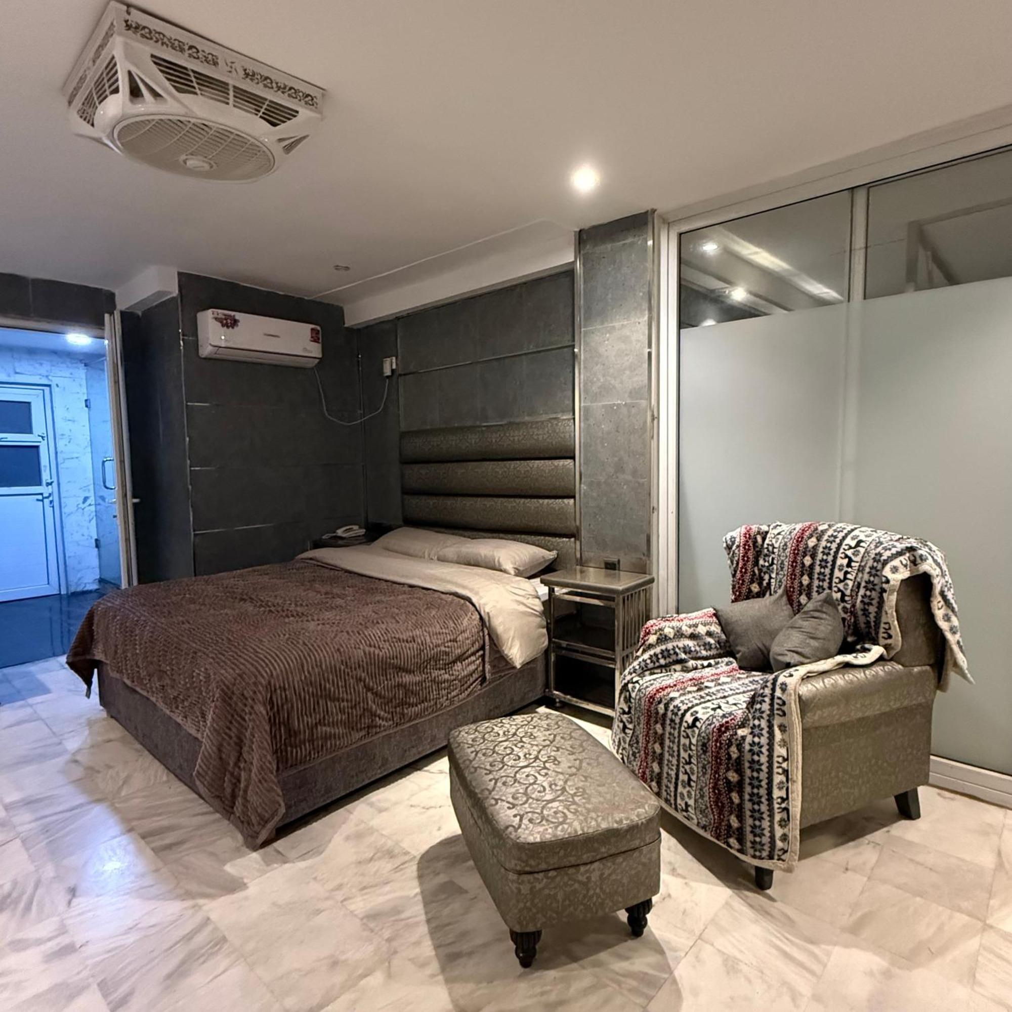 Greenlux Residency 라왈핀디 외부 사진